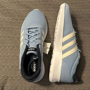 Adidas NWT Racer Lite tennis shoes women’s 8.5, UNC Carolina blue